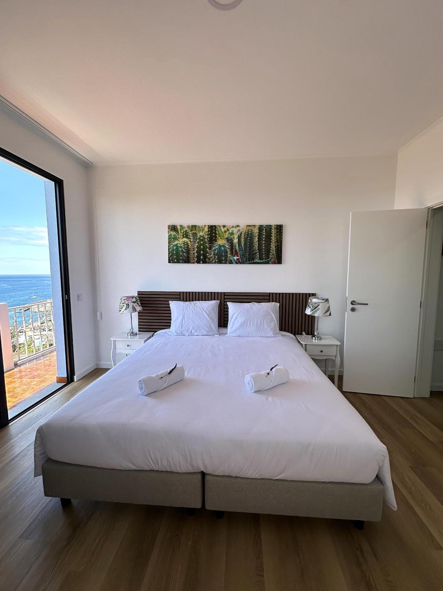 Oasis Suites - Funchal Buitenkant foto