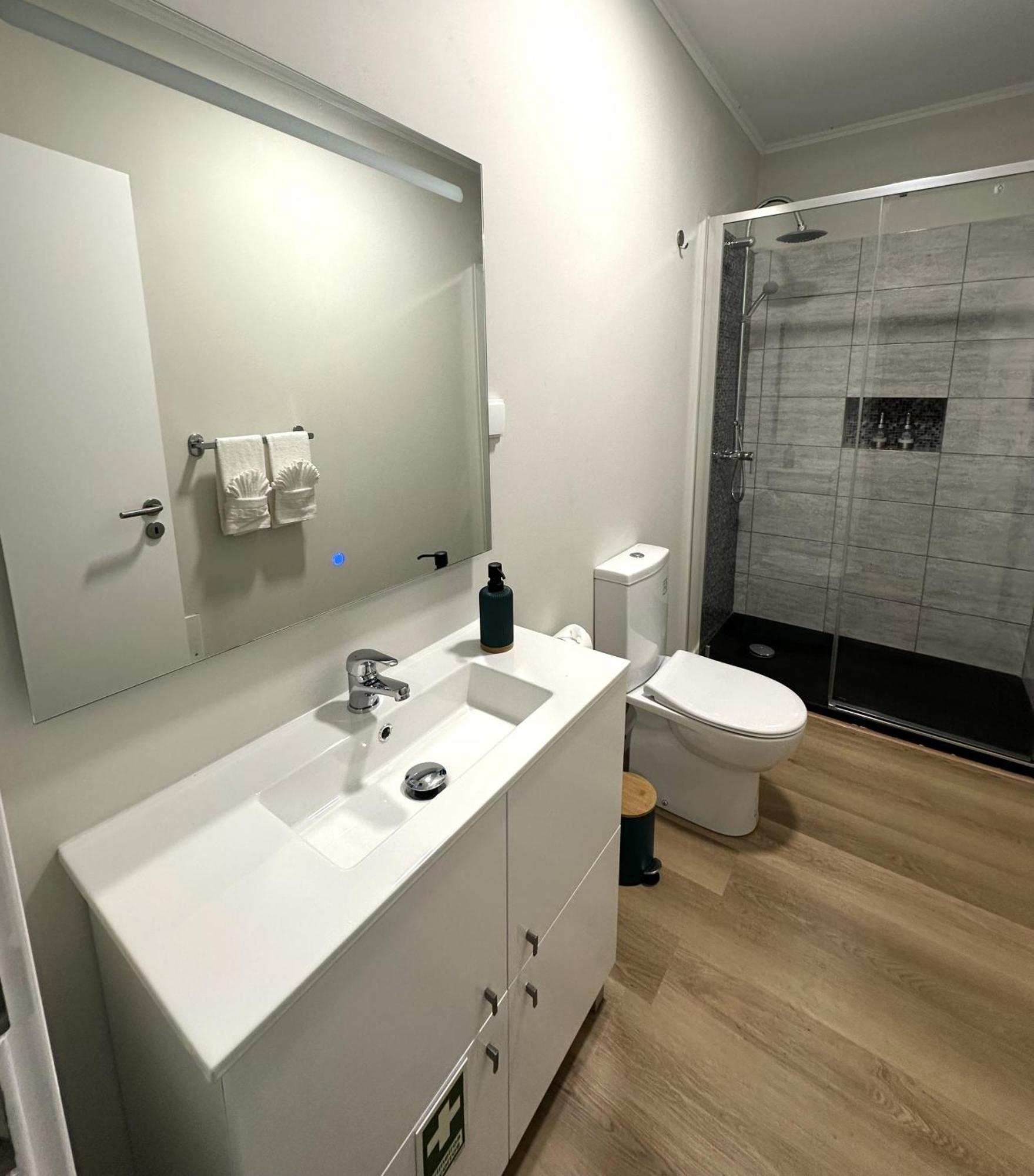 Oasis Suites - Funchal Buitenkant foto